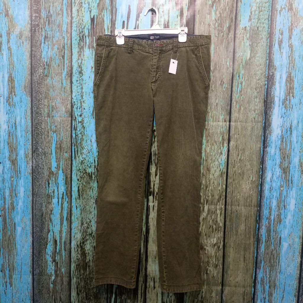 Celana Corduroy / Celana Panjang MIL IT**LY  size 39 (Lp 98cm Panjang 105cm oL 20cm)