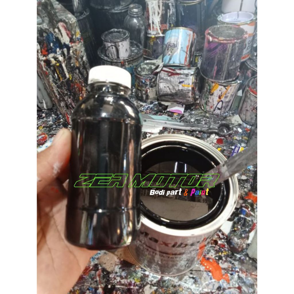 CAT HITAM GLOSSY CAT MOTOR/MOBIL