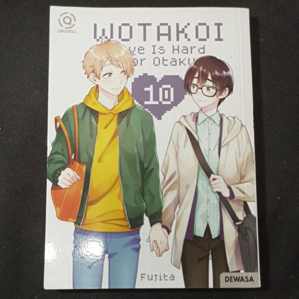 Komik Wotakoi 10 (tidak segel/ preloved)