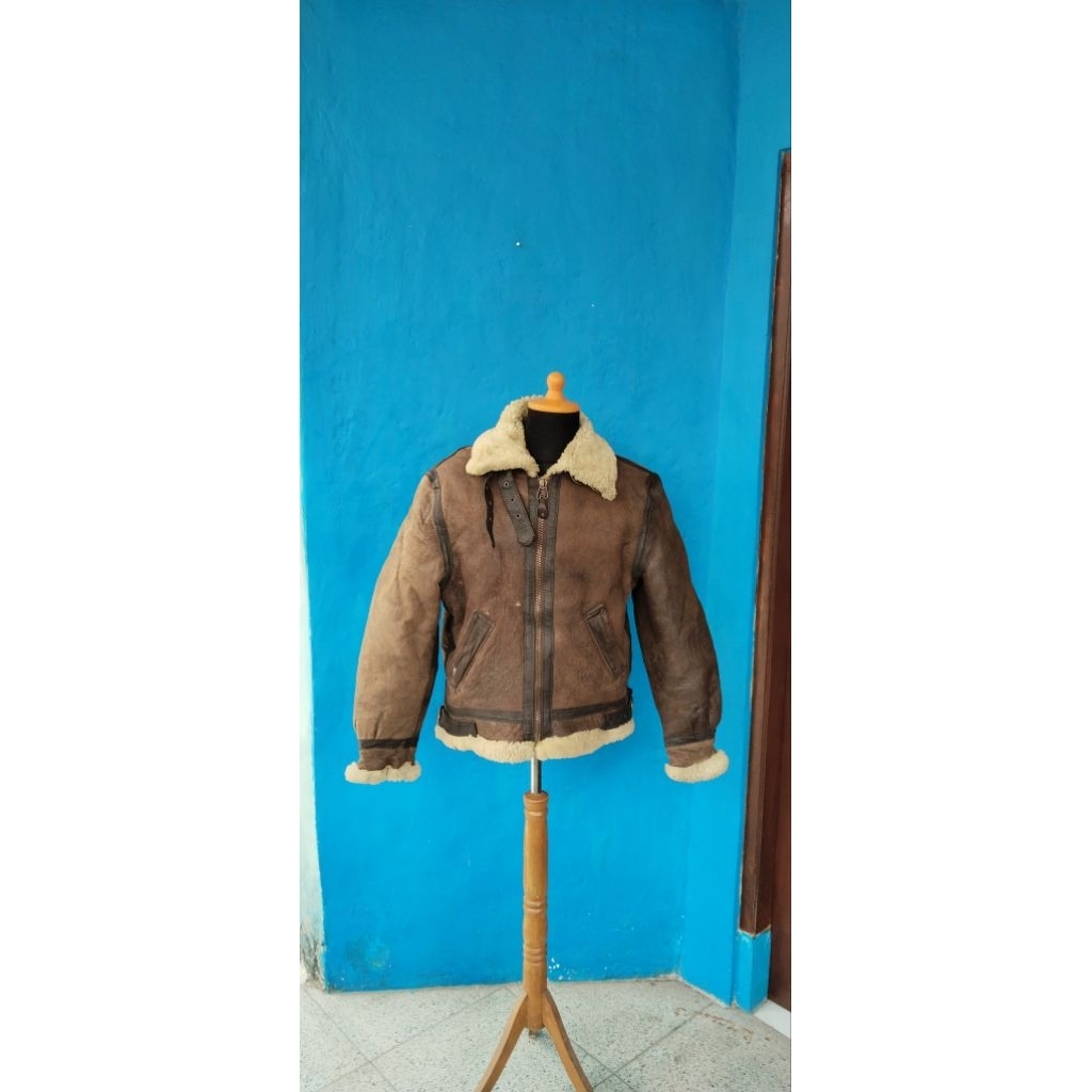 Schott NYC Classic B-3 Leather Shearling Bomber Flight Jacket