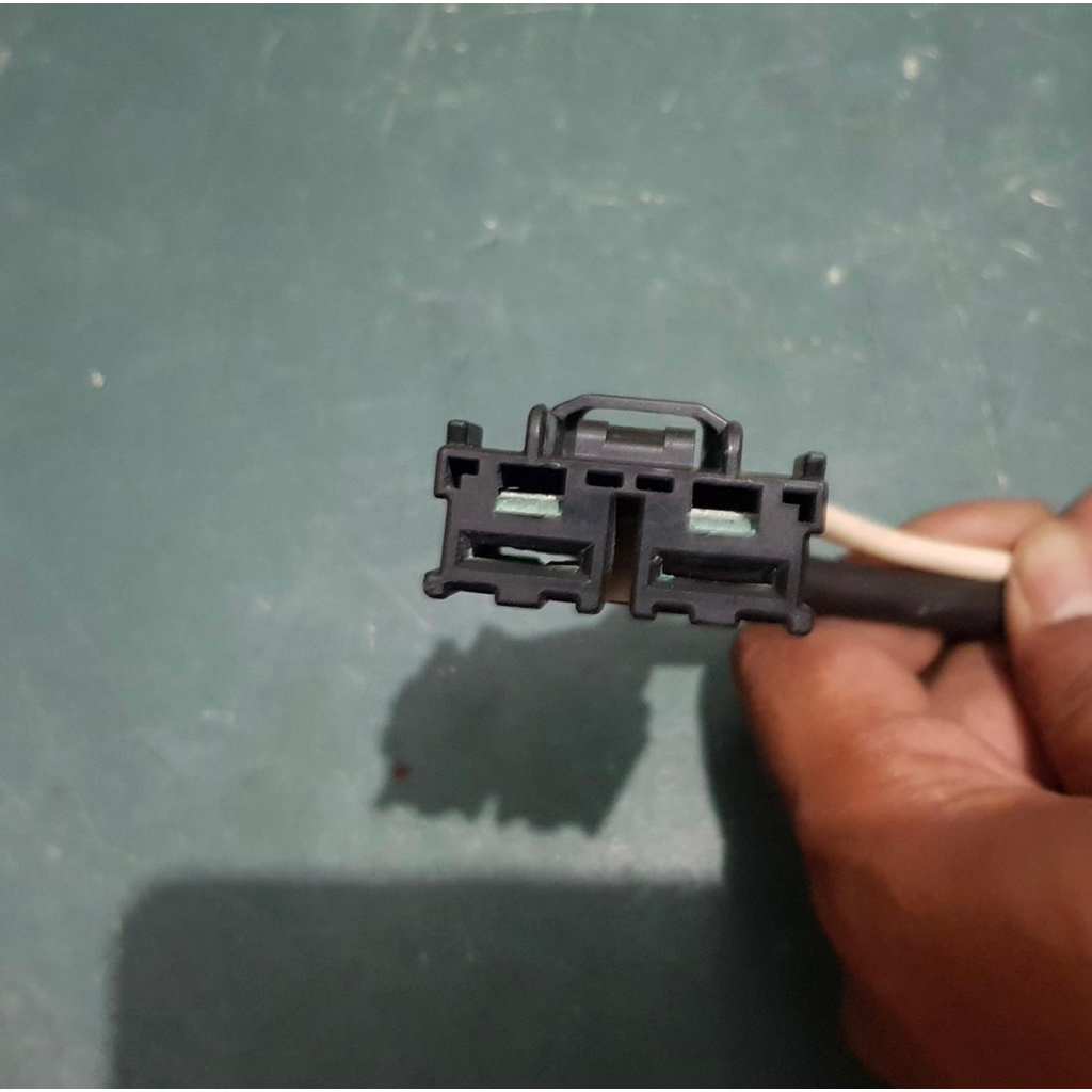 Soket box sekring Toyota Vios 2 Pin