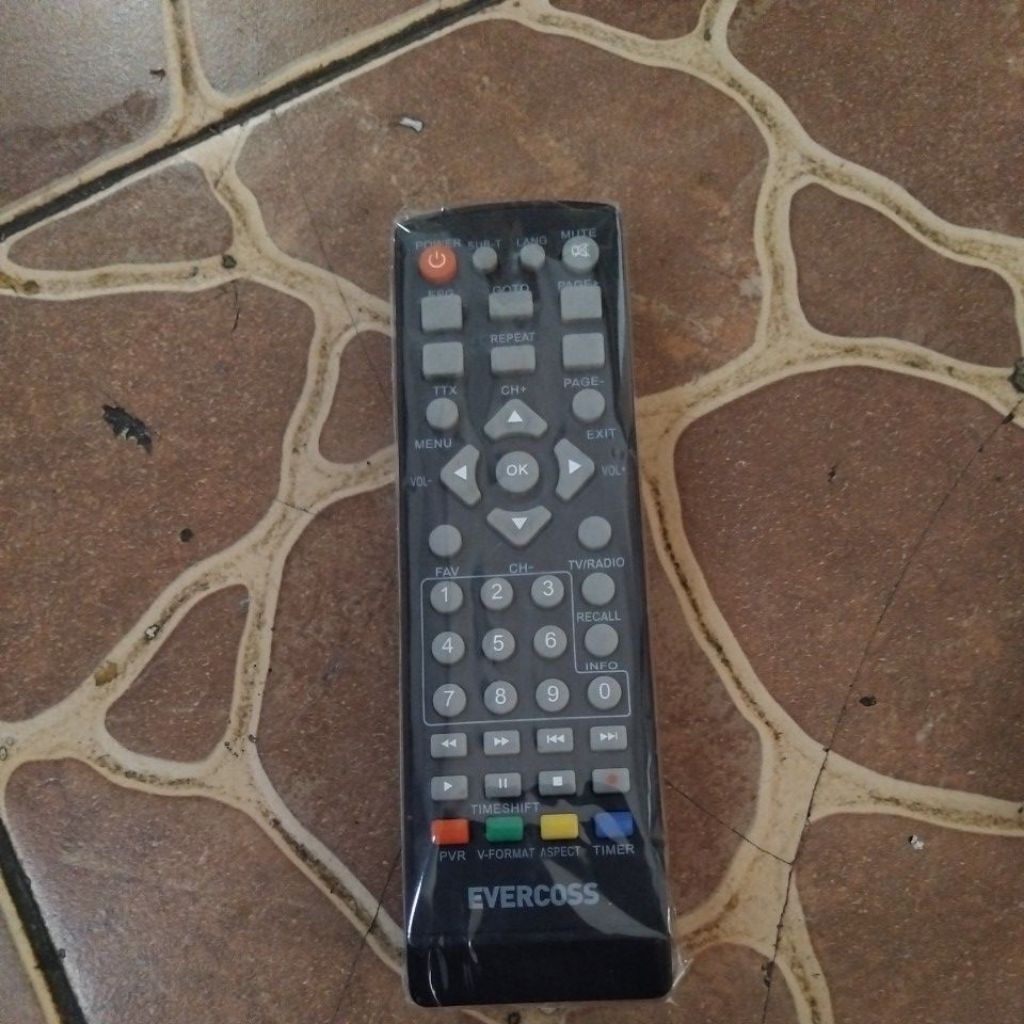 REMOTE STB MERK EVERCOSS TANPA SETTING..