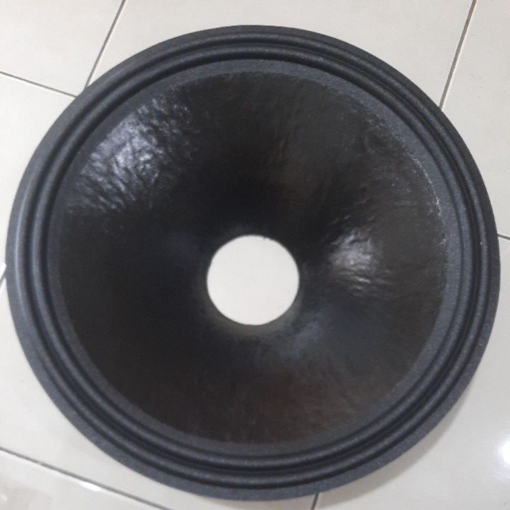 Daun Kertas Speaker 18inch polos 2 gelombang lubang spull 4inch Coating