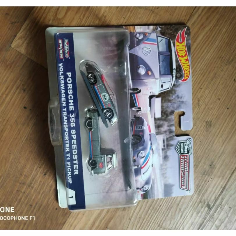 hot wheels team transport Porsche 356 speedster Volkswagen t1 pickup VW ban karet premium car cultur