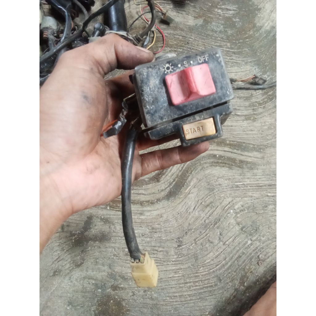 holder Suzuki rc100/bravo/crystal original