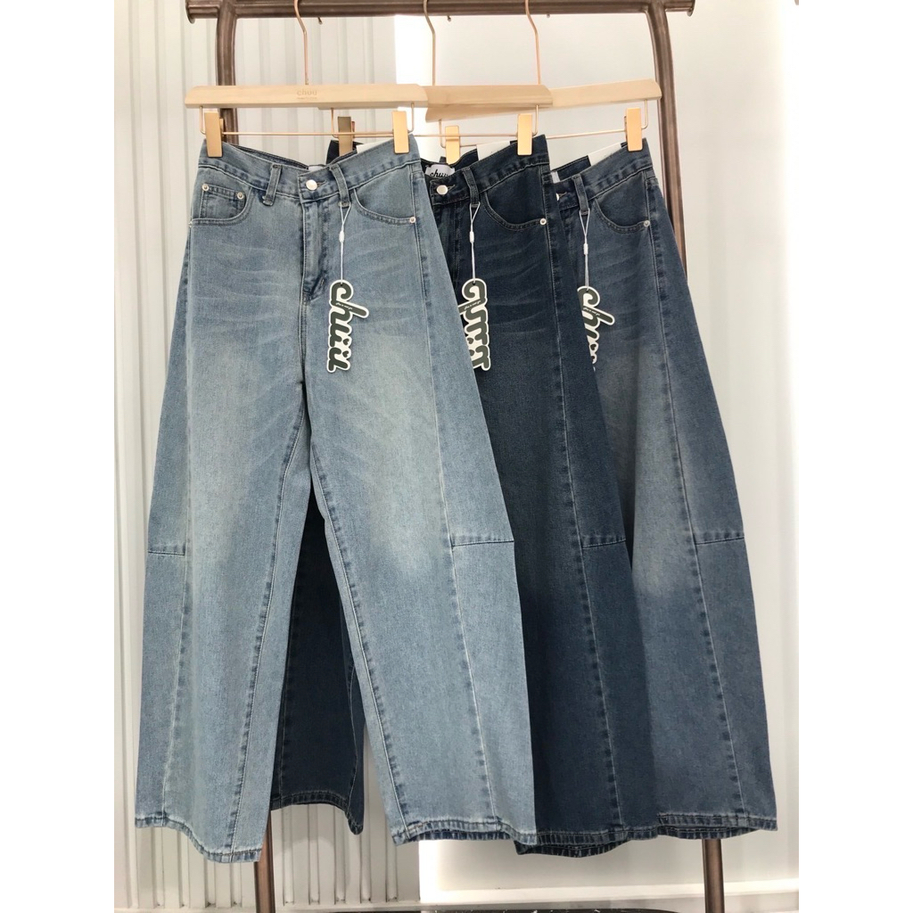 Chuu-Zirca Baggy Jeans Celana Jeans Wanita High Waist Wide Leg Straight Pants Chuu Jeans BKK
