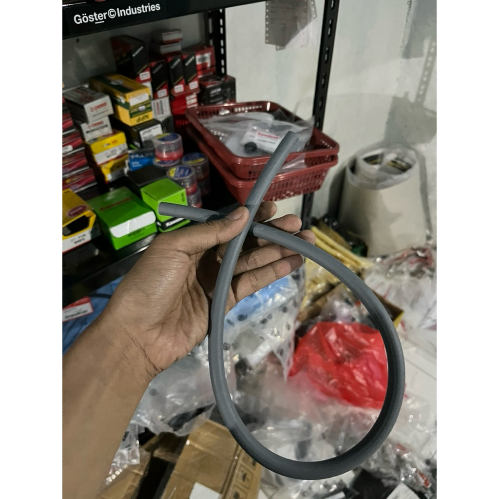 Selang bensin kawasaki kaze Old pnp ninja R,RR,SS lokal bisa untuk motor lain universal