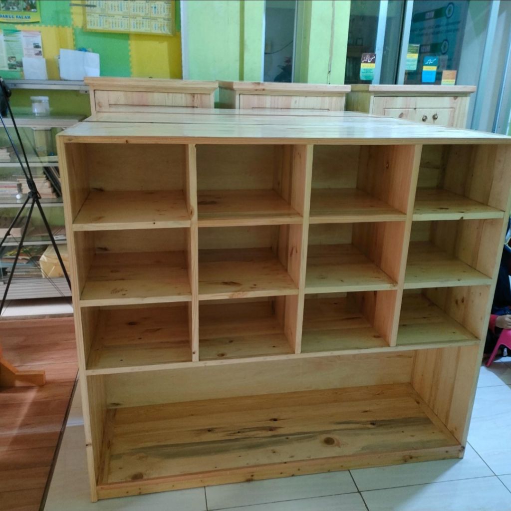 Rak buku/rak laundry kayu jati belanda serbaguna 120x40x120 cm