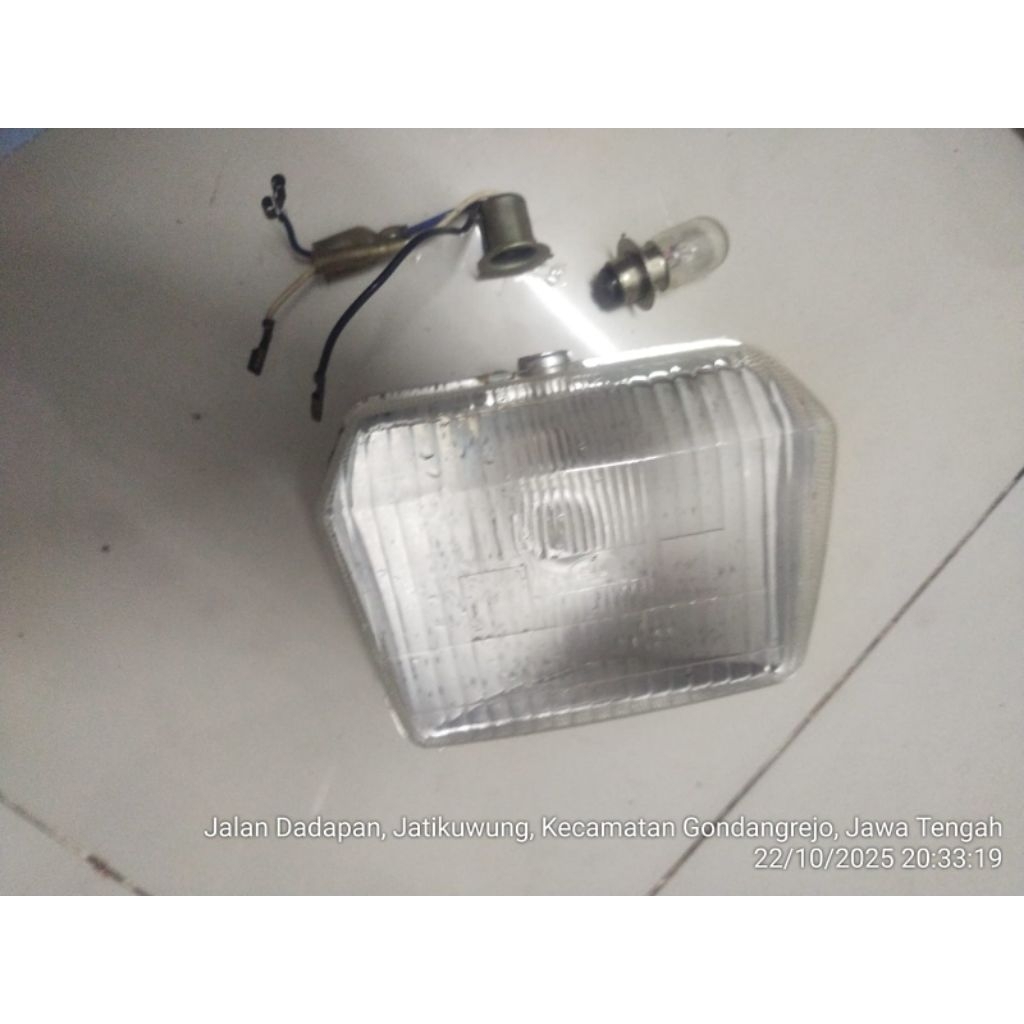 Lampu Depan Reflektor Headlamp Assy Yamaha V80 Excellent V80Excellent ET80