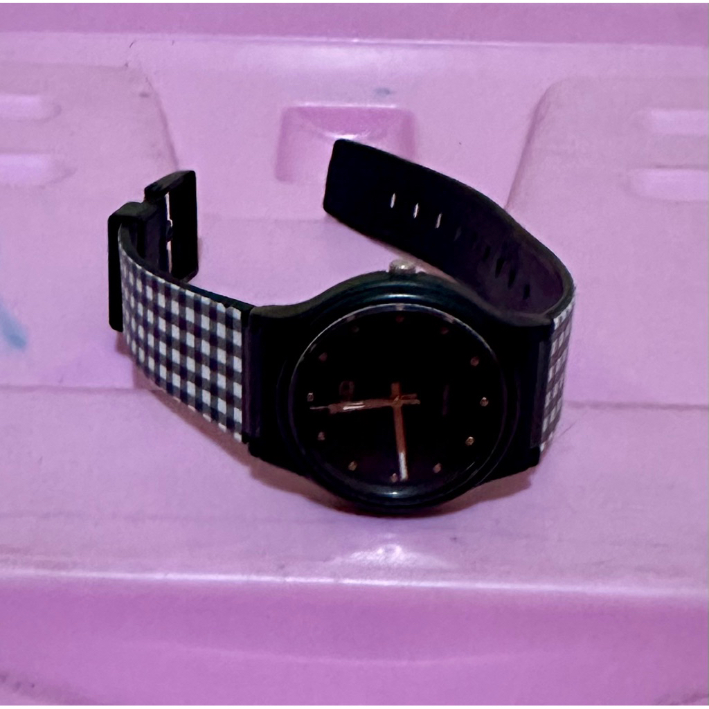 Jam Tangan Wanita QnQ Original