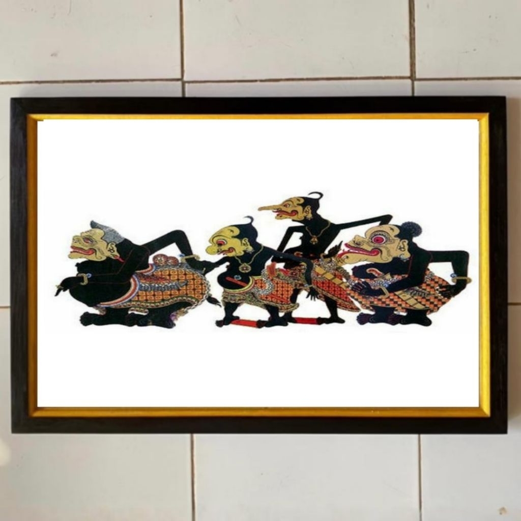 Hiasan dinding lukisan Cetak gambar wayang kulit Semar Petruk Gareng Bagong plus bingkai ukuran 53cm