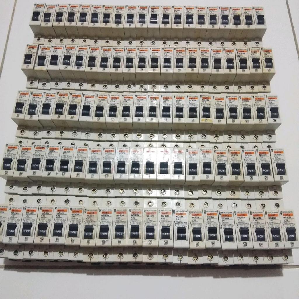 MCB MERLIN GERIN MULTI9 NC45N | MERLIN GERIN DOMAE