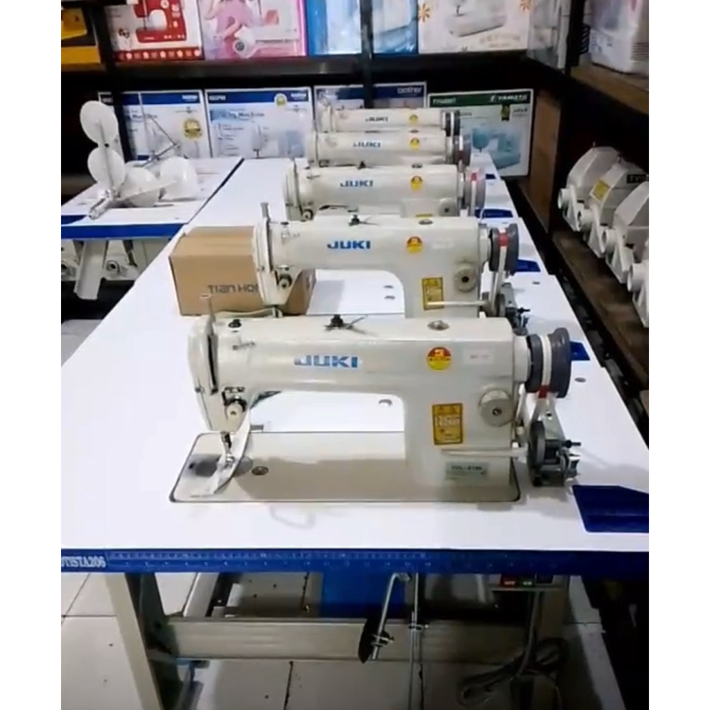Mesin Jahit bekas/Seken/second JUKI DDL 8100 komplit set
