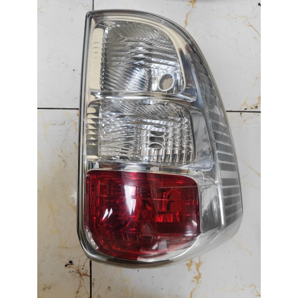 stoplamp lampu belakang terrios rush 2010-2014 ori