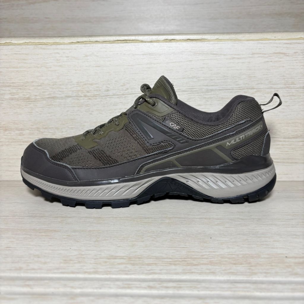 SEPATU OUTDOOR TREKKING HIKING & RUNNING LECAF SECOND ORIGINAL  [ MURAH ]