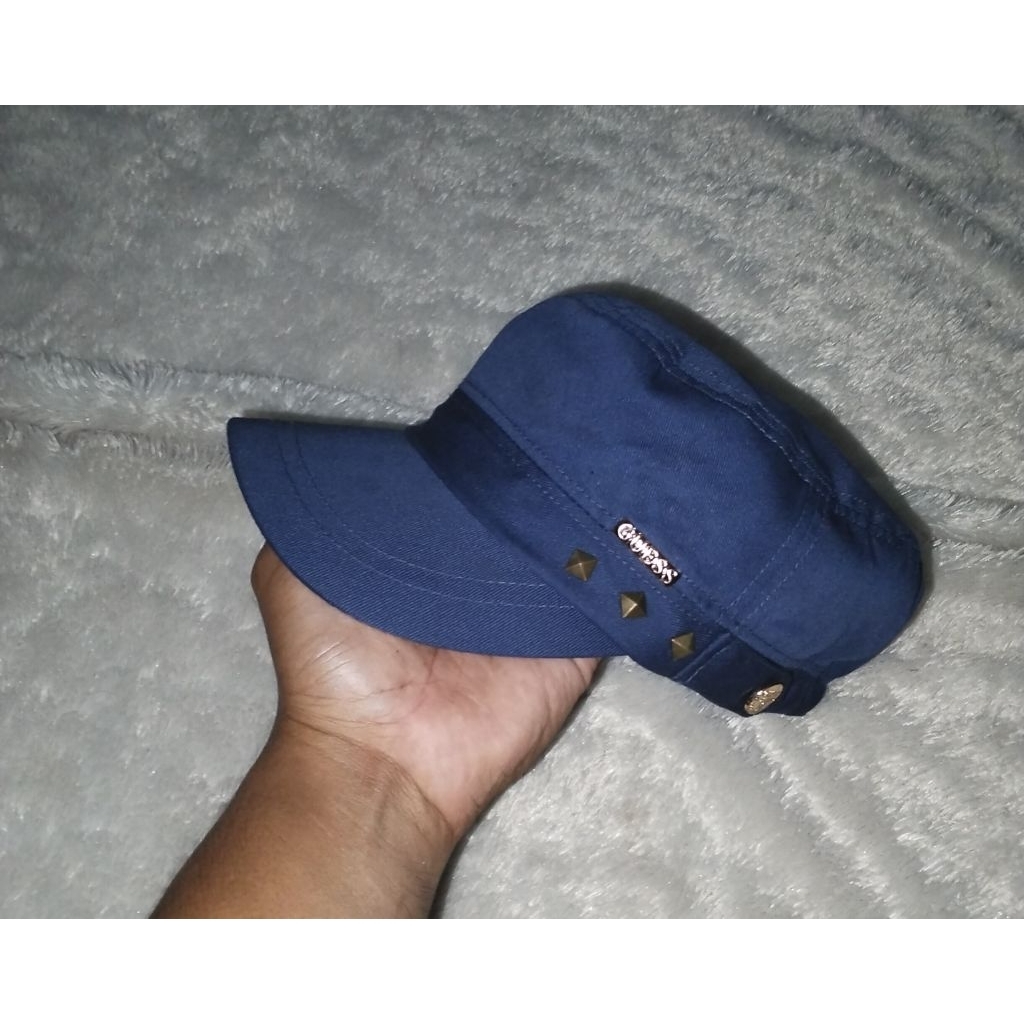 Topi Komando GUESS Visor Pendek Size 55-56cm Second