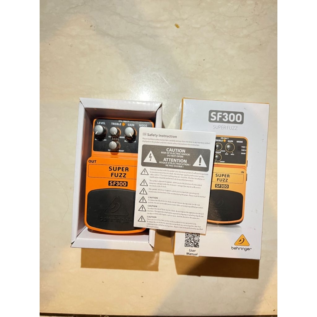 Effect Guitar Behringer SF300