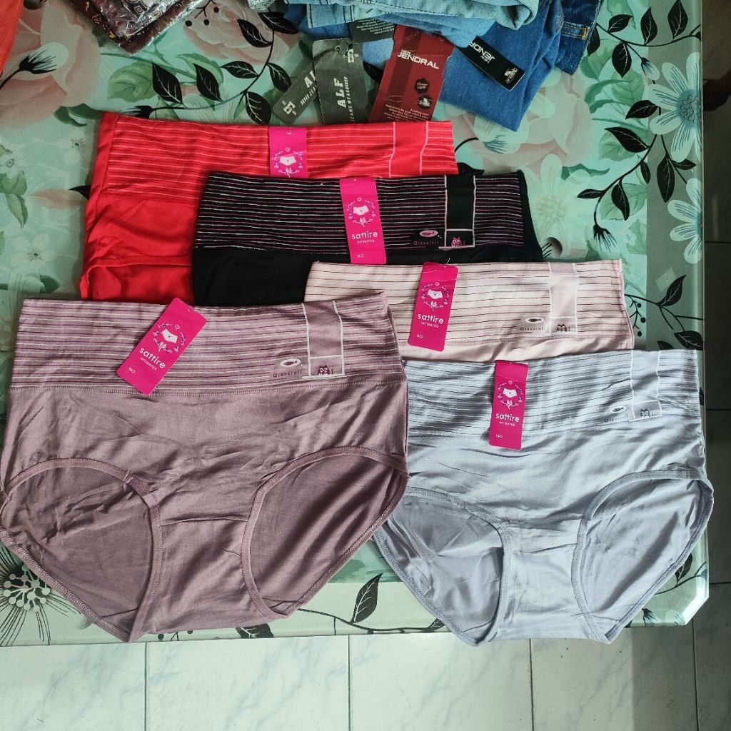 Celana Dalam Wanita Import Bahan Halus Original CD Wanita Jumbo XXL