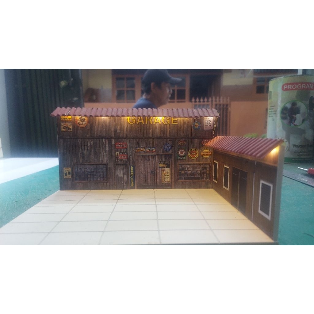 diorama garasi hotwheels (tanpa lampu)