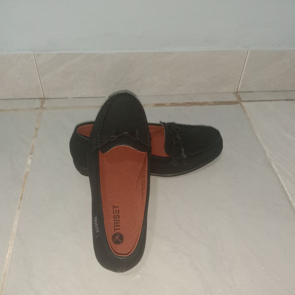 TRISET SEPATU FLAT HITAM WANITA LAST STOCK SIZE 37 ORIGINAL