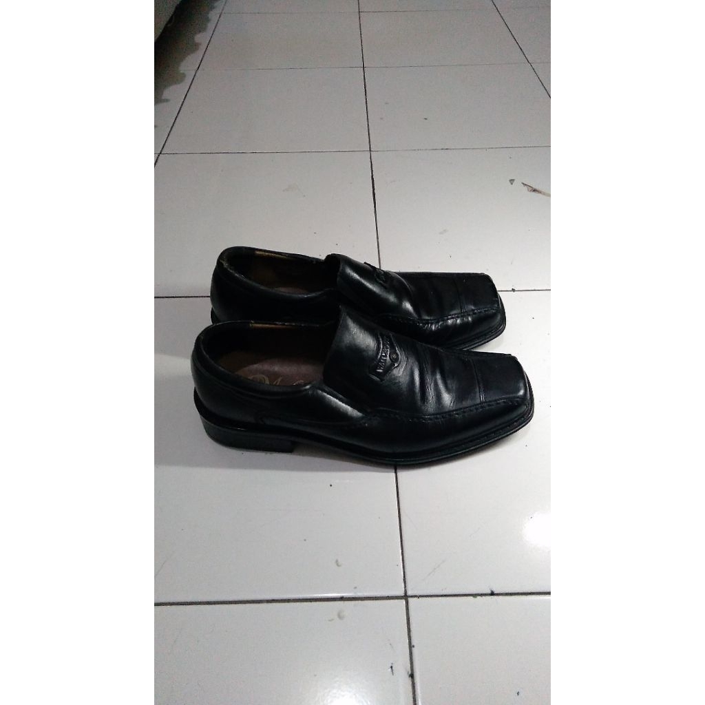 Sepatu Pantofel Watchout Original