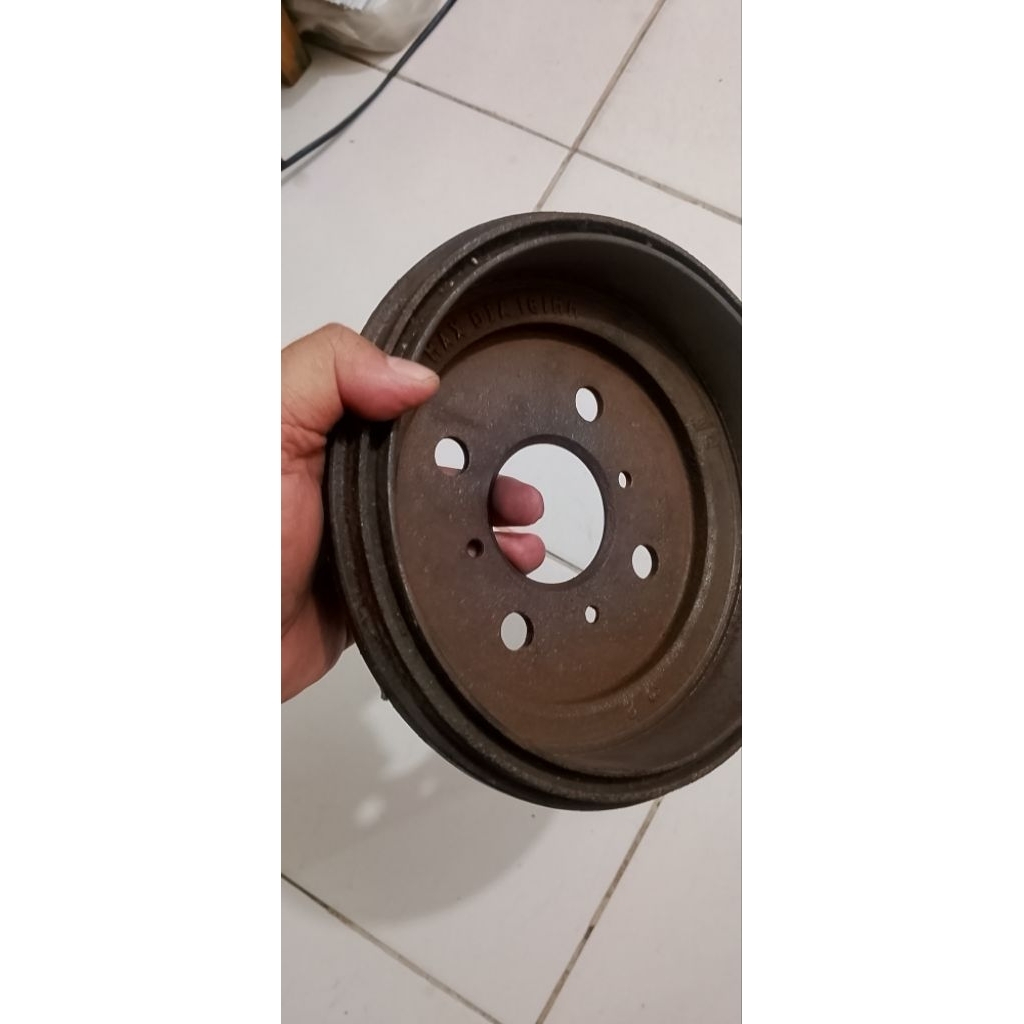 Tromol rem belakang daihatsu classy charade g102
