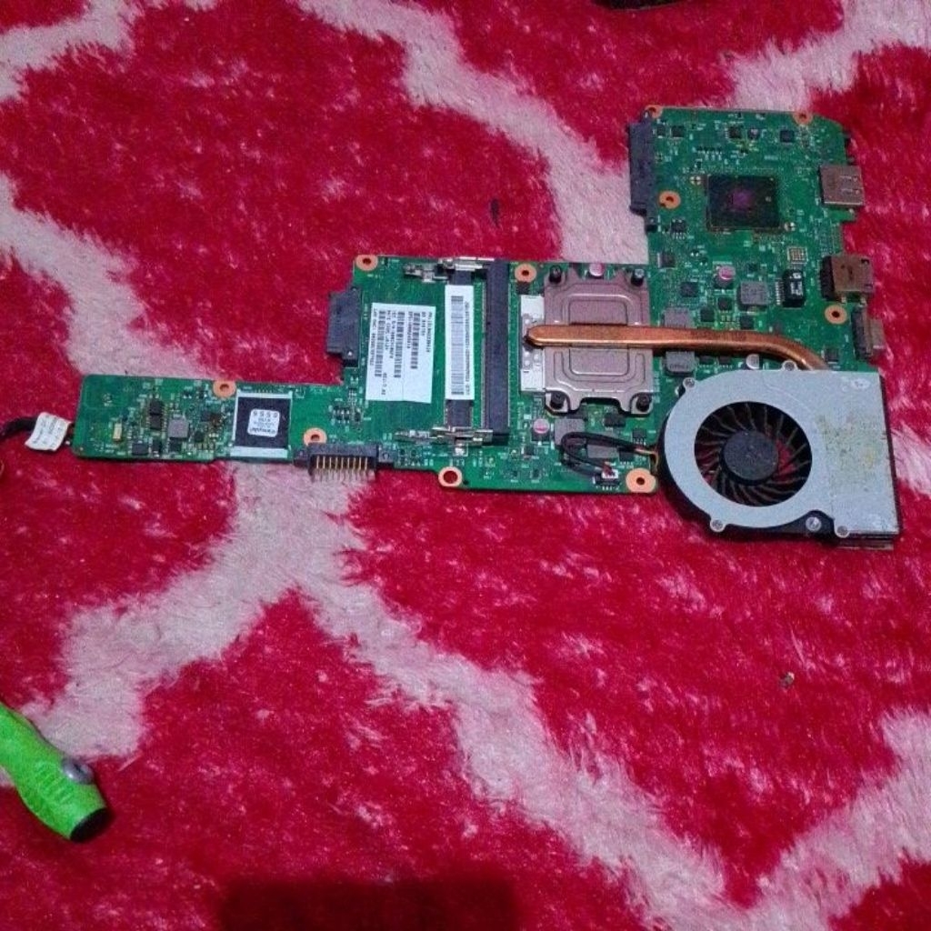mainboard laptop tosiba satellit L635