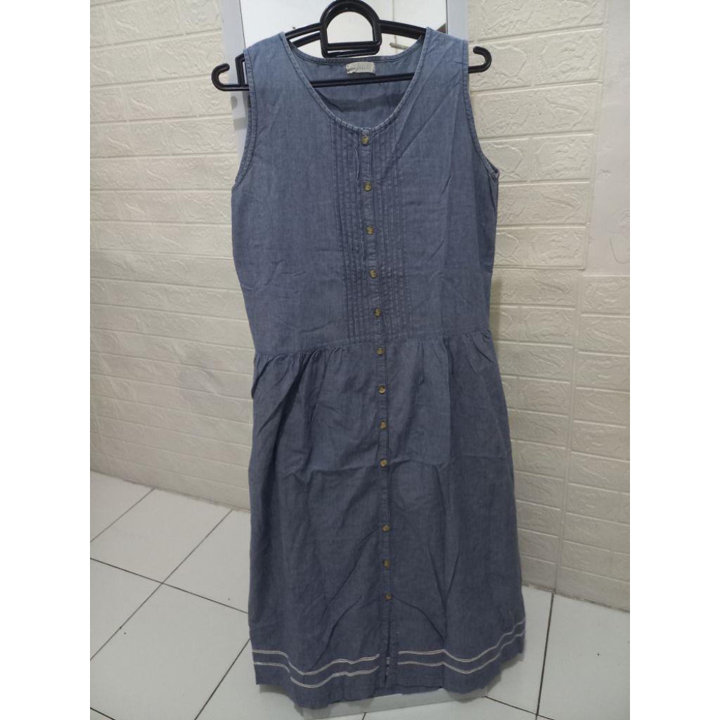 Dress wanita tanpa lengan jeans Smile