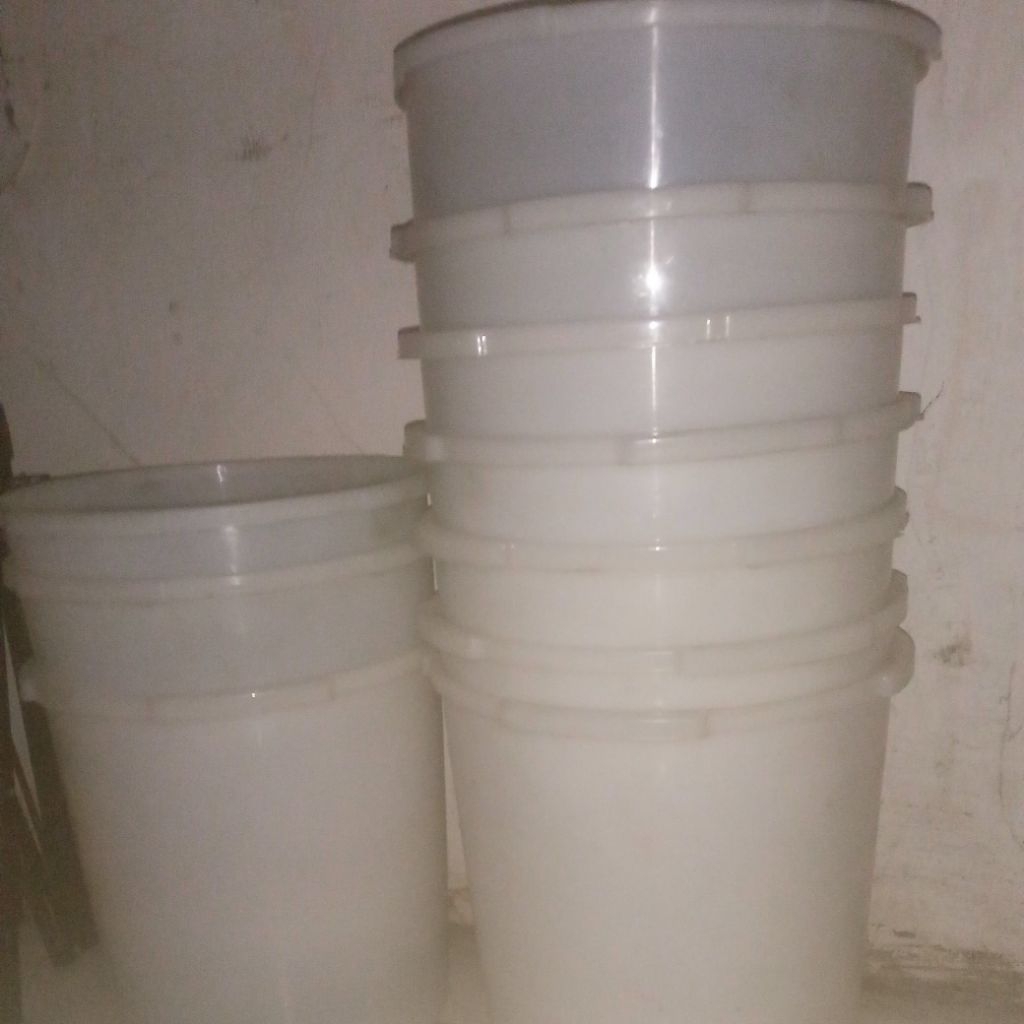EMBER ES KRIM 8 LITER