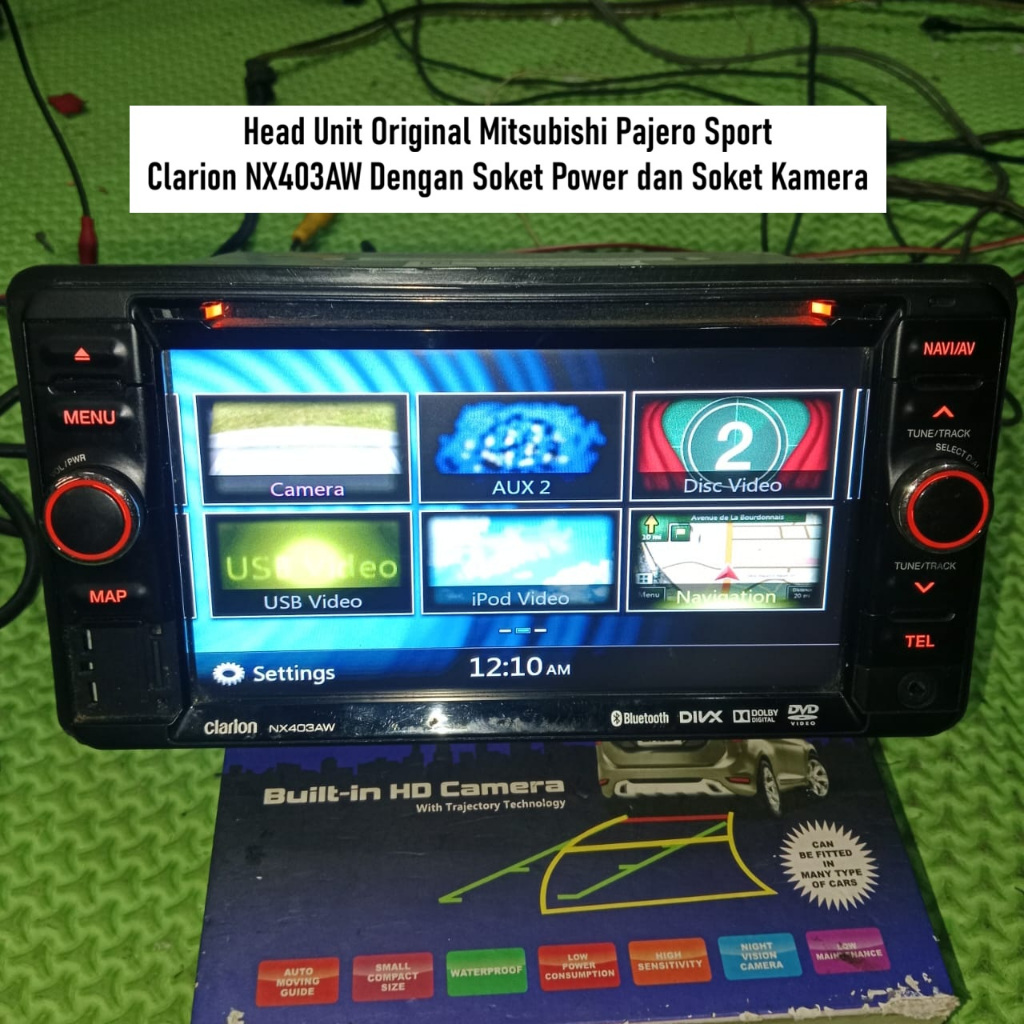 Head Unit Radio Mobil Mitsubishi Pajero Sport Clarion NX403AW Dengan Soket. Kondisi Bekas Normal.