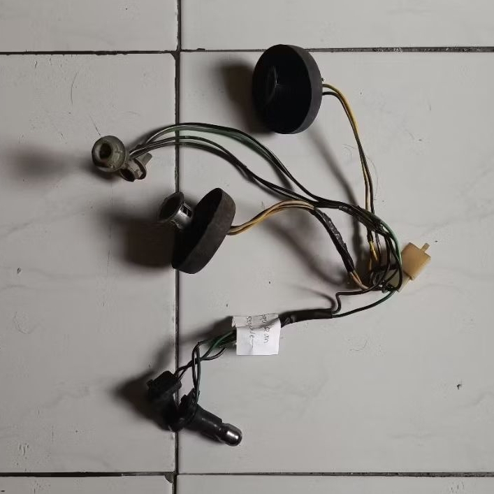 Kabel Soket Lampu depan Suzuki Skywave