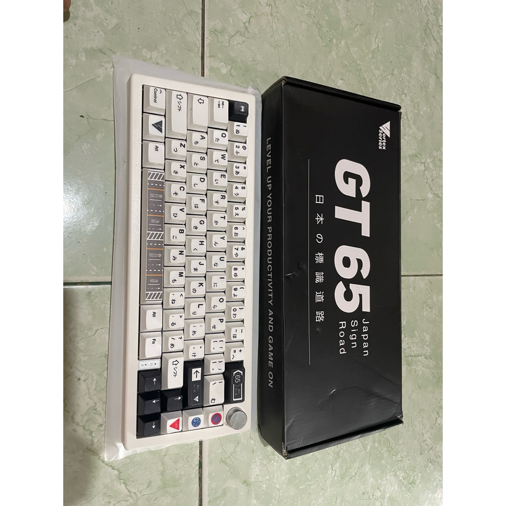 Vortex Series GT65 Japan Sign Road