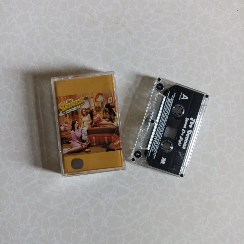 Kaset Pita The Donnas Spend The Night Original Kondisi Baik Rare