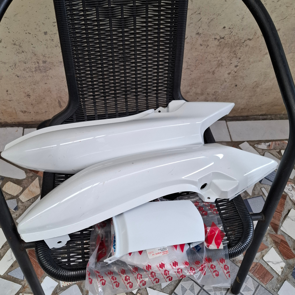 Cover body belakang thunder 125 new original