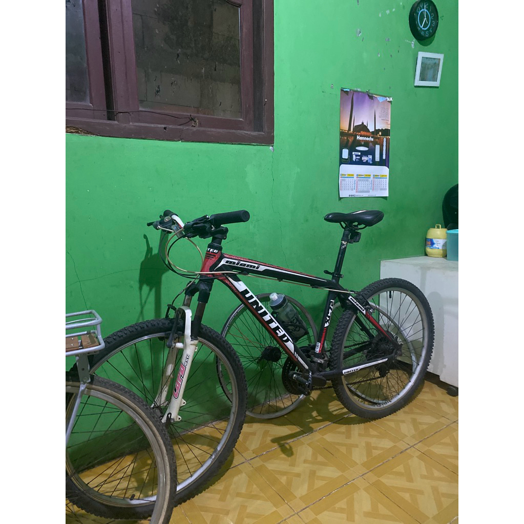 sepedah gunung United Miami xc72