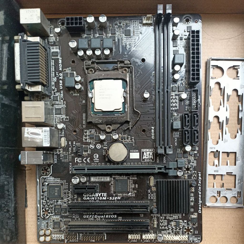 Motherboard Gigabyte GA-H110M-S2PH + Prosesor G4600
