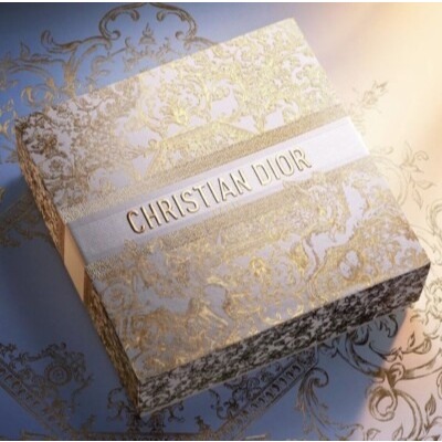 DIOR AUTHENTIC SEASONAL GIFT BOX / KOTAK KADO