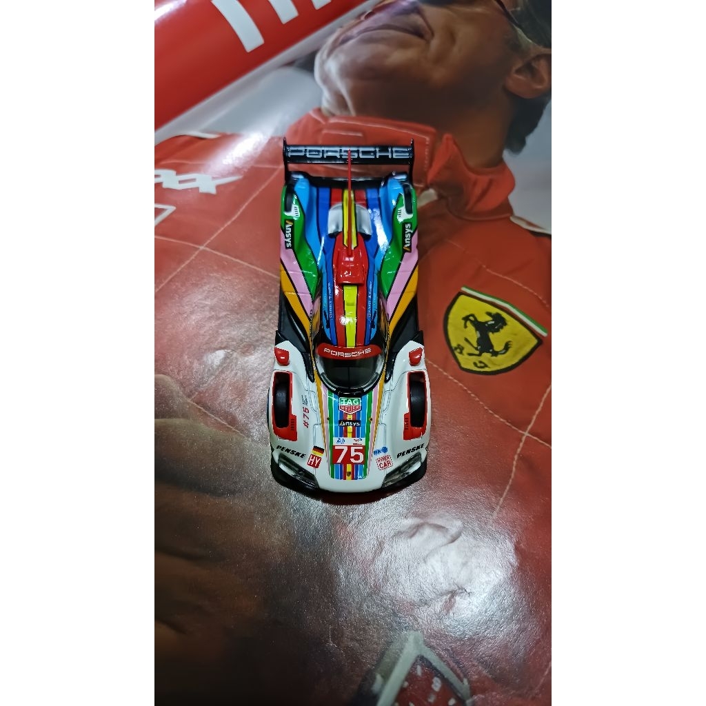 Porsche 963 MiniGT