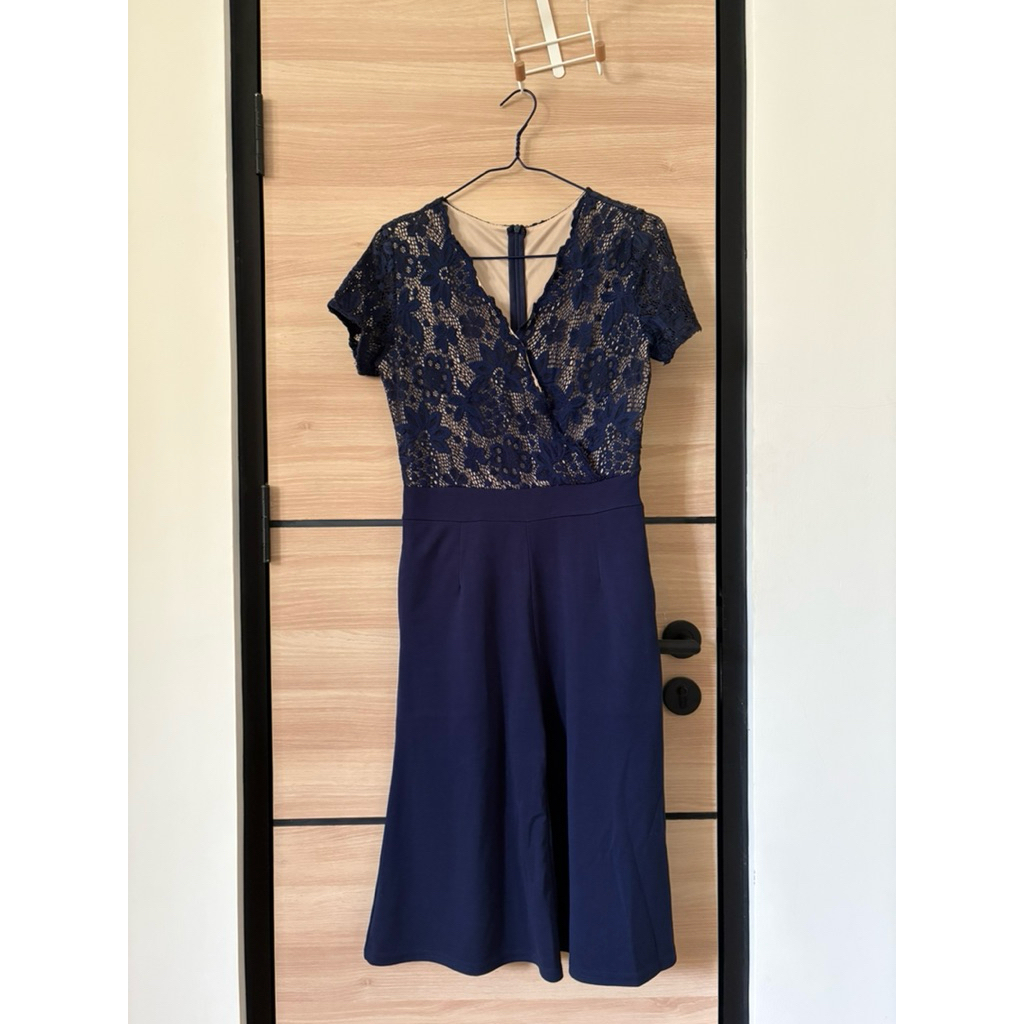 Jumpsuit celana midi Brukat Pesta ukuran M