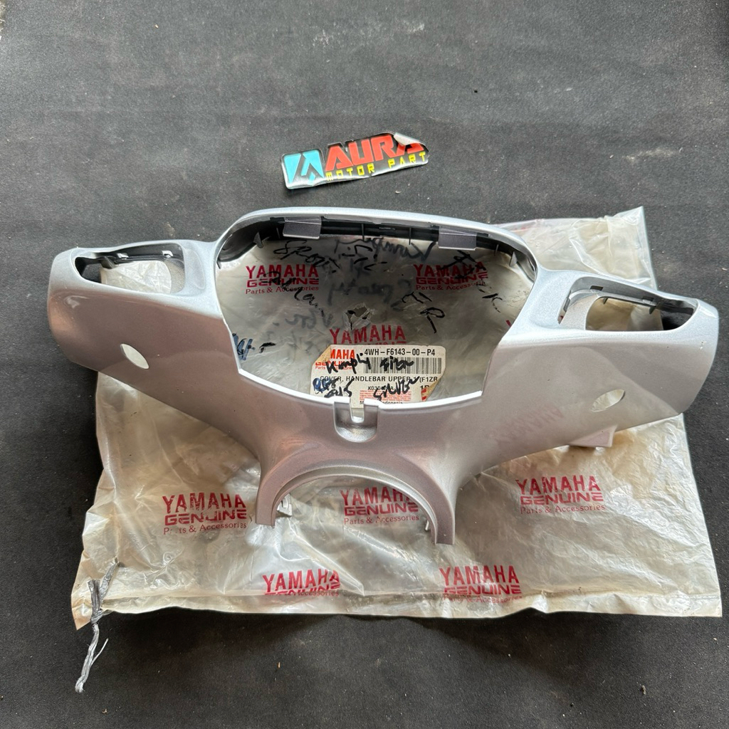 Batok Kepala lampu depan F1ZR FIZR Silver Original YGP 4WH-F6143-00-P4