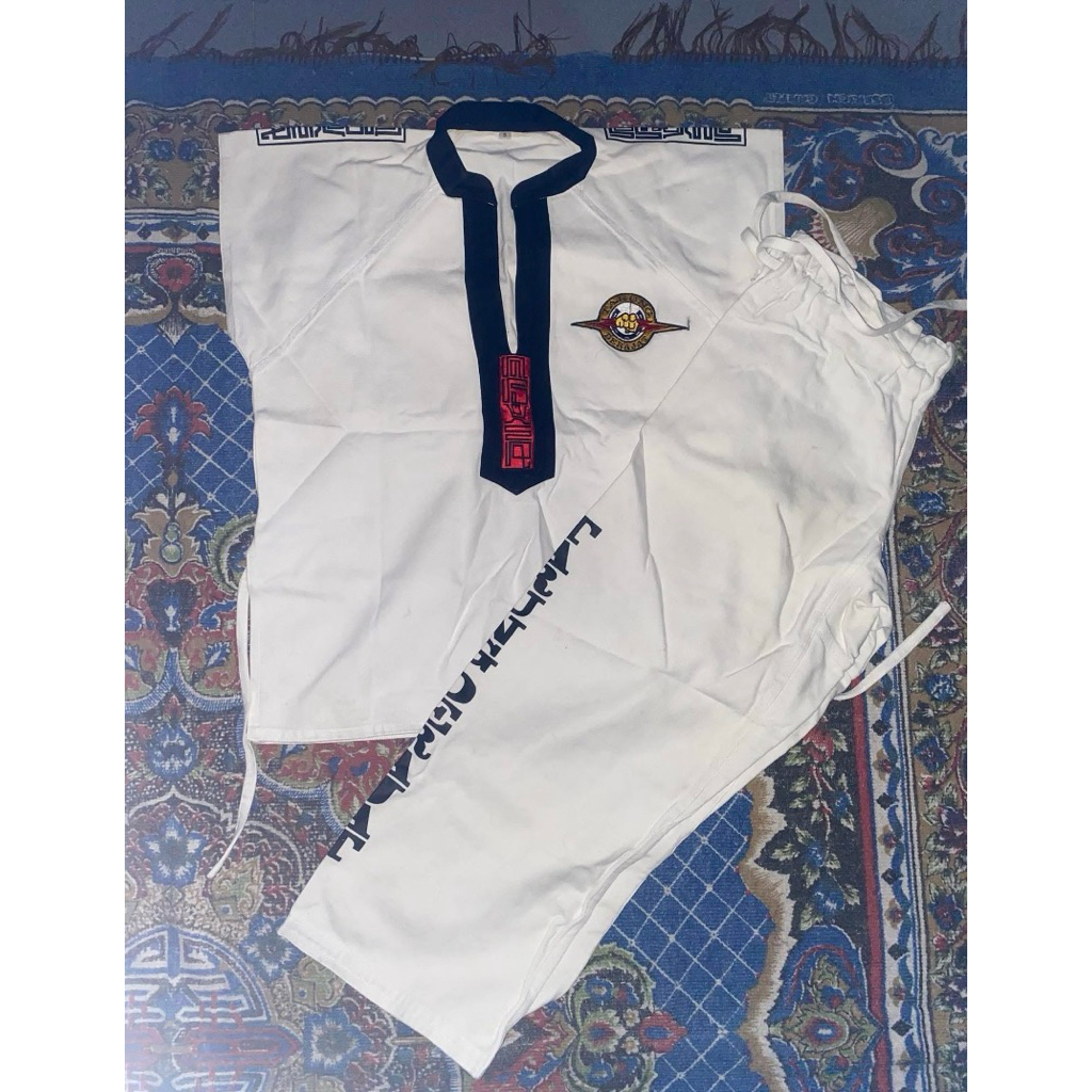 Seragam tarung derajat