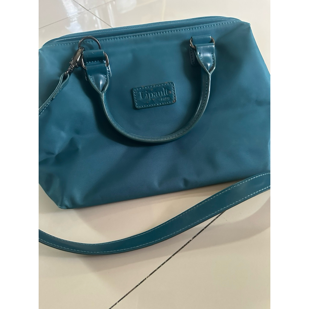PRELOVED TAS LIPAULT SIZE PANJANG 30CM TINGGI 20CM