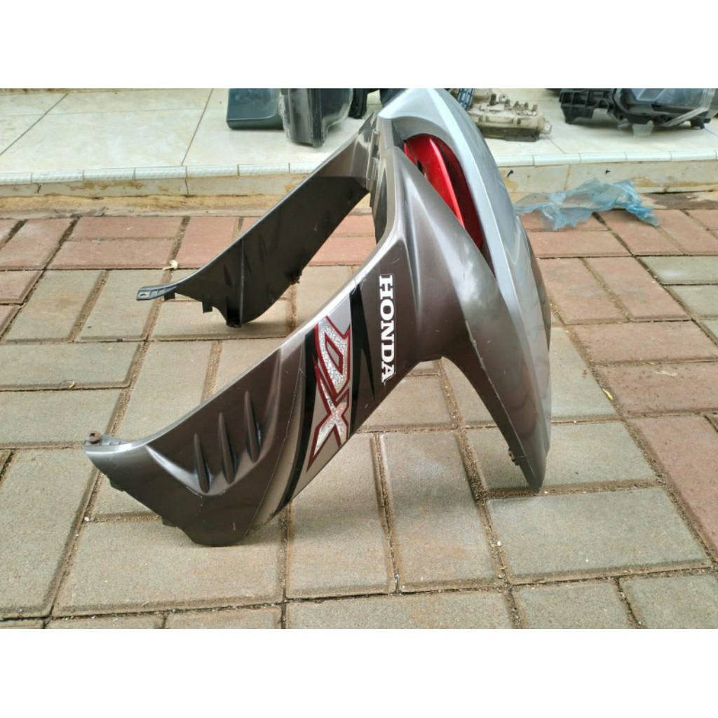 TAMENG DADA DEPAN HONDA REVO AT MATIC ORIGINAL