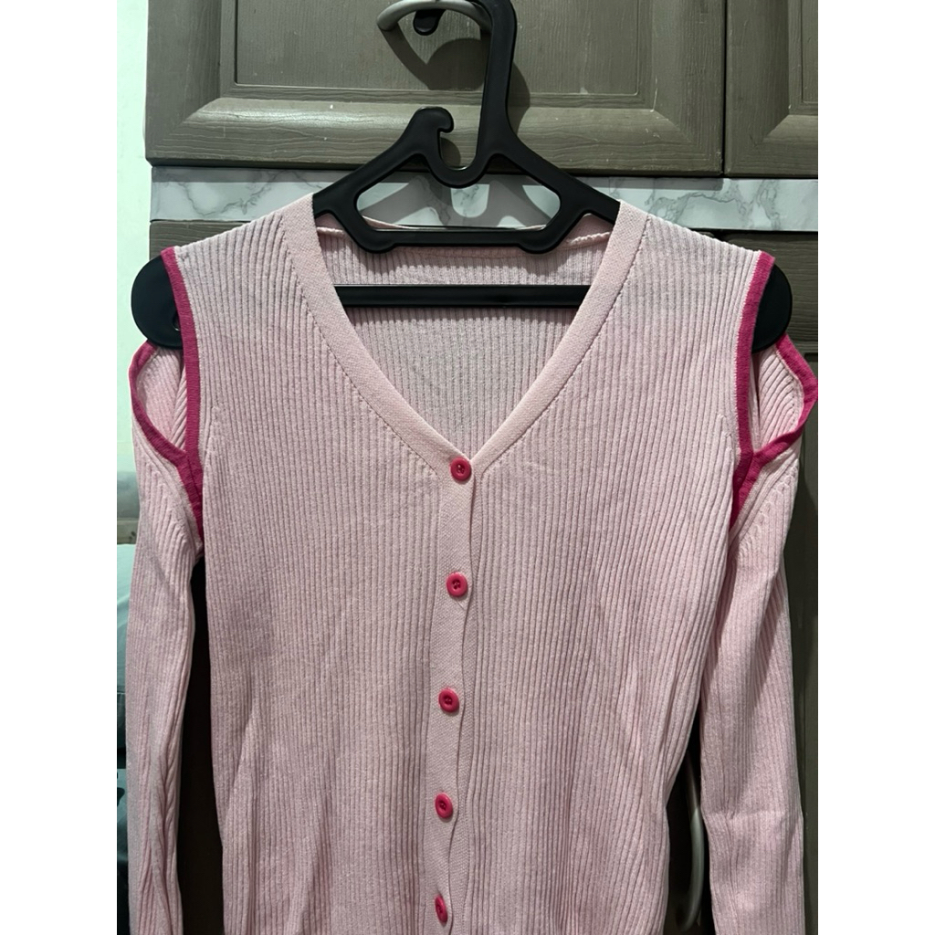 Preloved cardigan pink