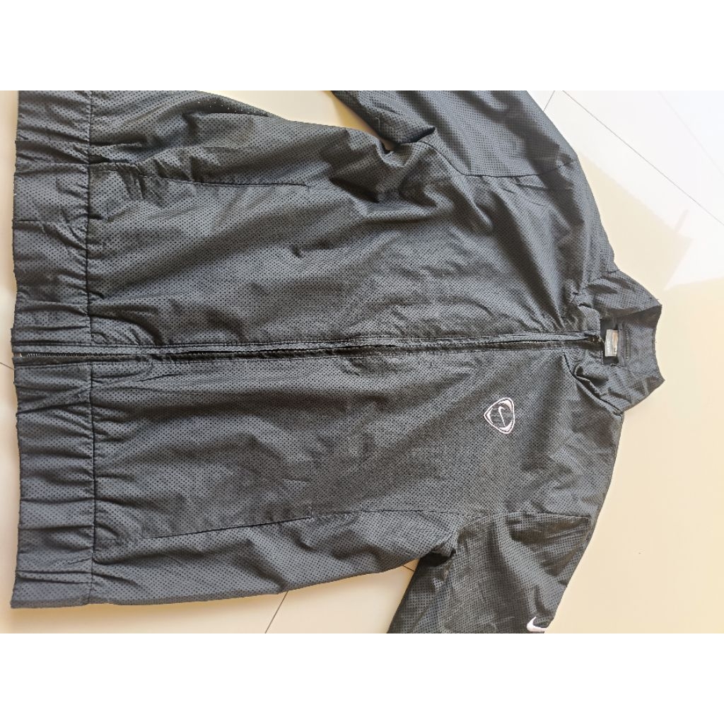 jaket olahraga second