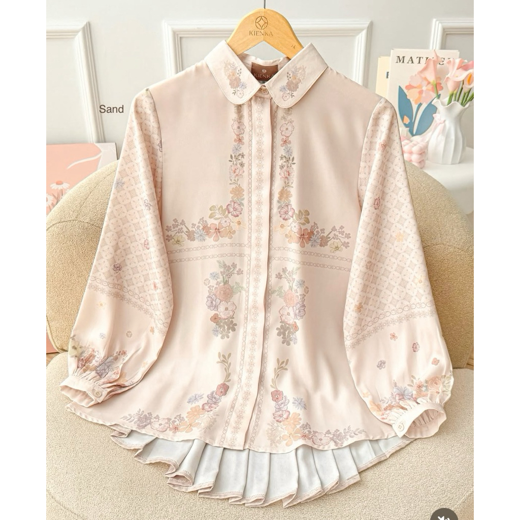 Preloved Camille Shirt by Kienka Official