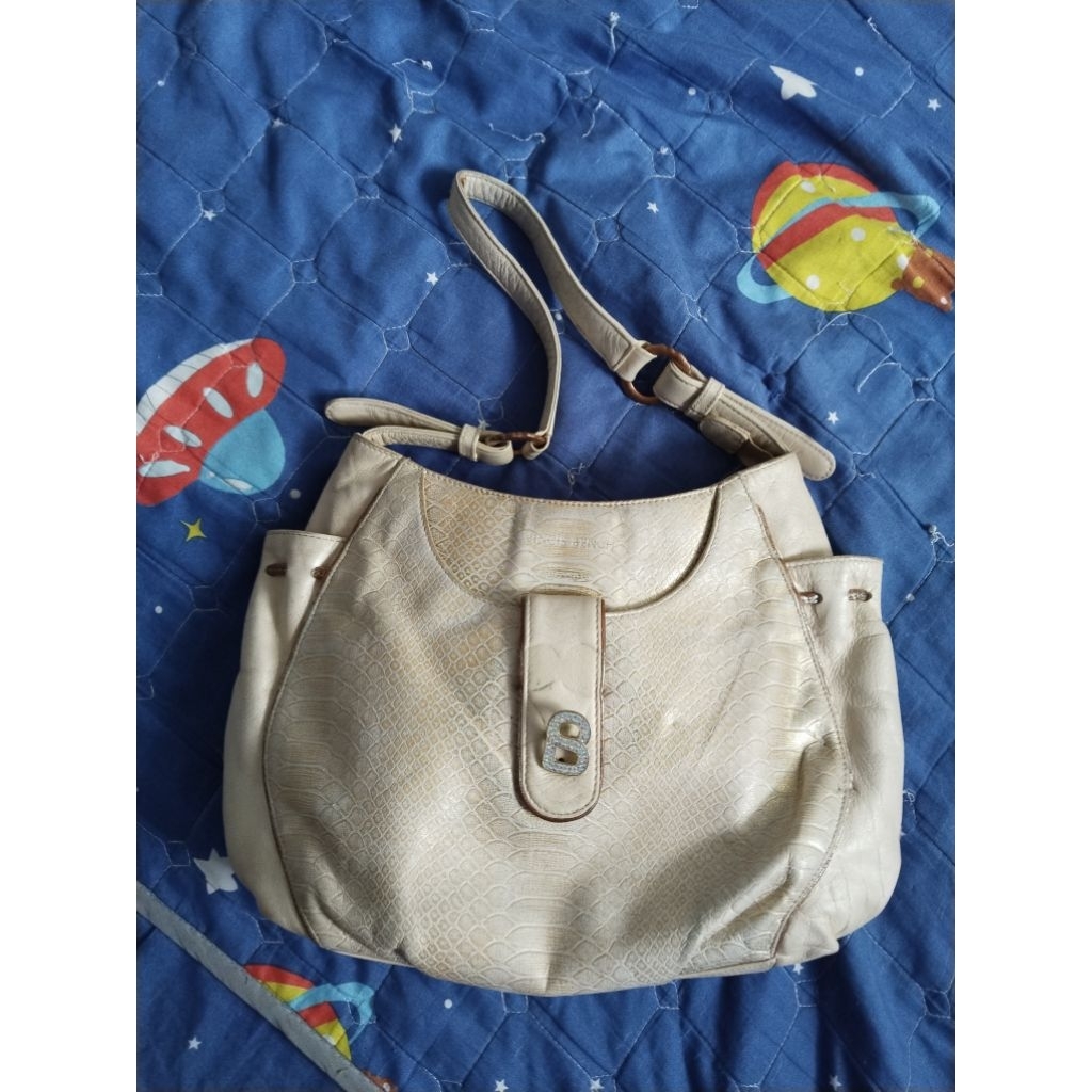 tas tote vincis bench min. preloved