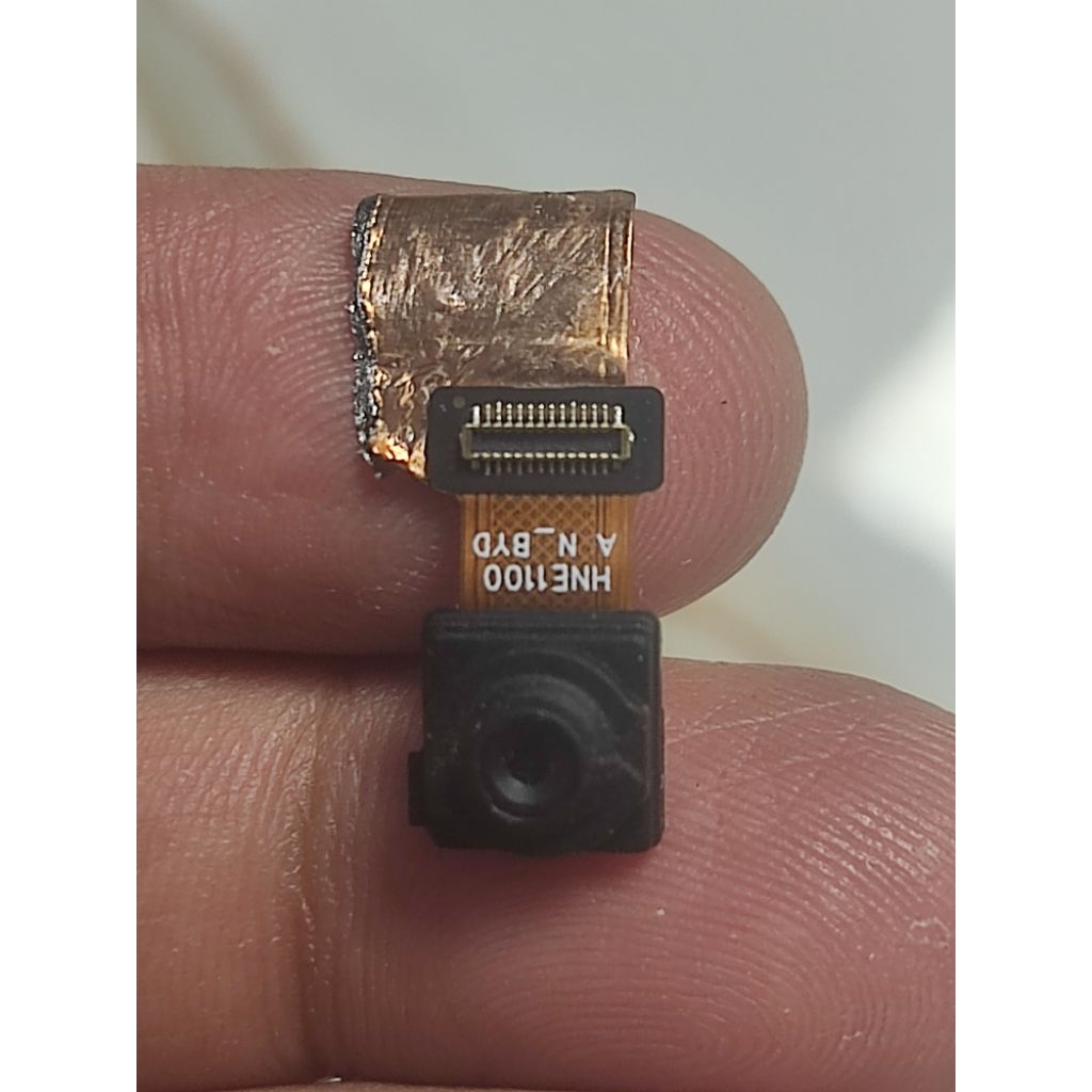 KAMERA DEPAN REALME 5 / 5i BEKAS COPOTAN