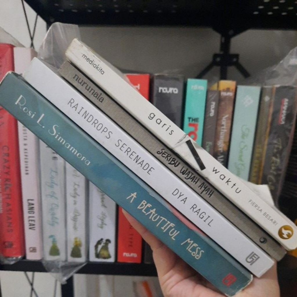 BUKU SECONDHAND ORIGINAL (FIKSI, NON-FIKSI)