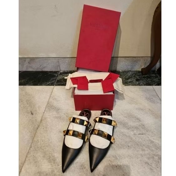 [BNIB] VALENTINO GARAVANI ROMAN STUD MULES SIZE 36 100% ORIGINAL